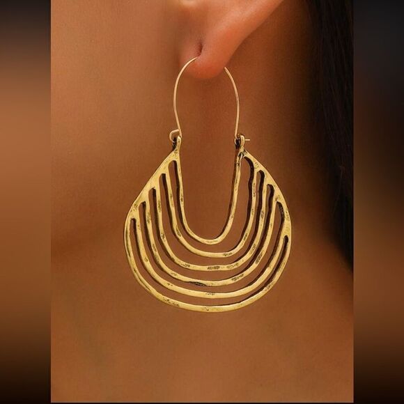 Free People Jewelry - Boho hoop earrings N448